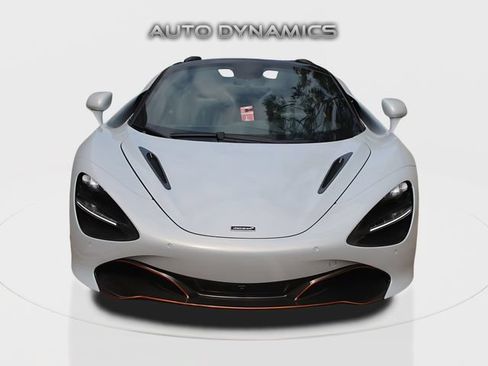 Used 2020 McLaren 720S Spider RWD image 4