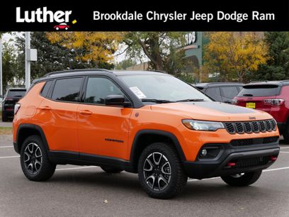 New 2026 Jeep Compass Trailhawk w/ Sun, Sound & Navigation Group