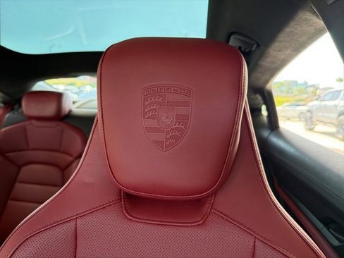 Used 2020 Porsche Taycan Turbo image 19