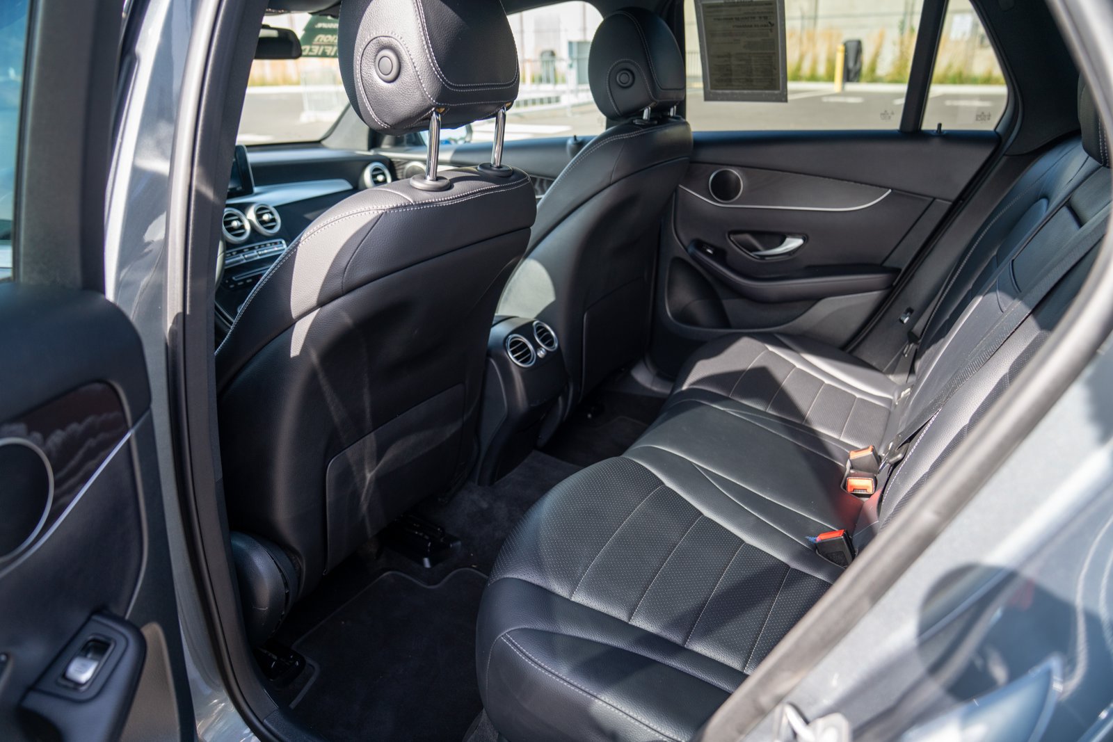 Used 2018 Mercedes-Benz GLC 300 4MATIC image 21