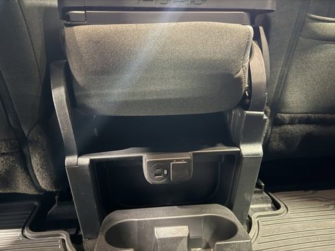 Used 2021 Ford F150 XLT w/ XTR Package image 34