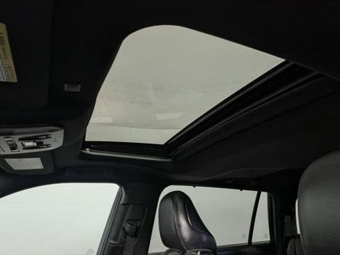 Used 2021 Toyota Highlander XSE image 19