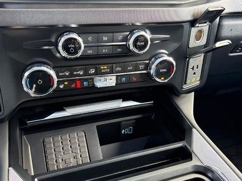 Used 2024 Ford F350 Platinum image 15