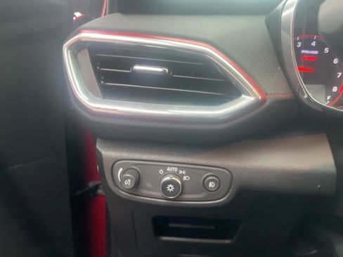 Used 2021 Chevrolet TrailBlazer RS w/ Convenience Package image 21