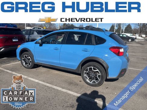 Used 2017 Subaru Crosstrek 2.0i Limited image 1