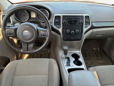 Used 2011 Jeep Grand Cherokee Laredo image 17