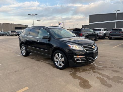 Used 2016 Chevrolet Traverse LTZ image 4