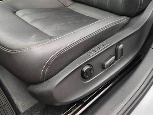 Used 2020 Volkswagen Passat 2.0T SEL image 11