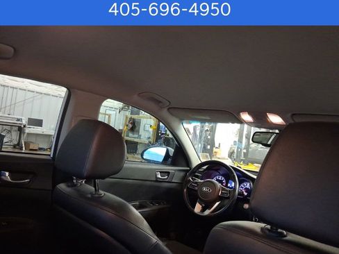 Used 2019 Kia Optima S image 14