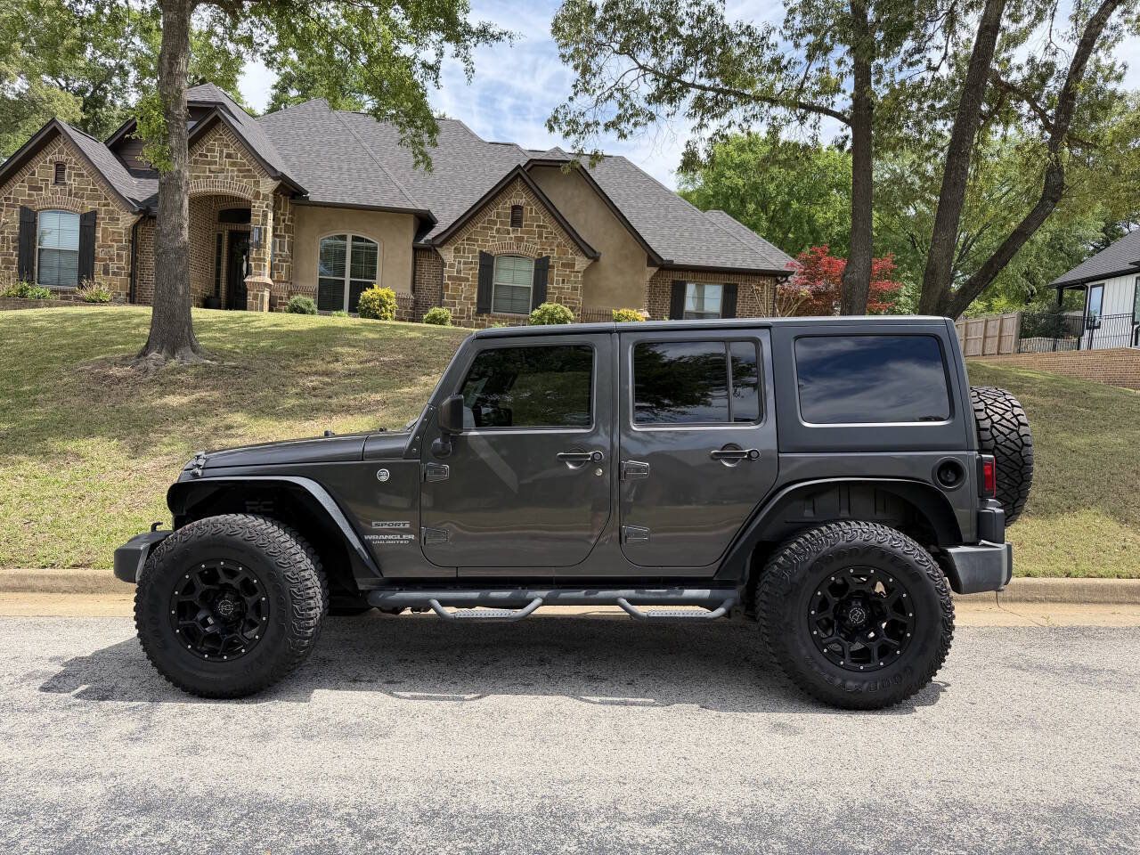 Used 2017 Jeep Wrangler Unlimited Sport w/ Quick Order Package 24S AWD/4WD image 28
