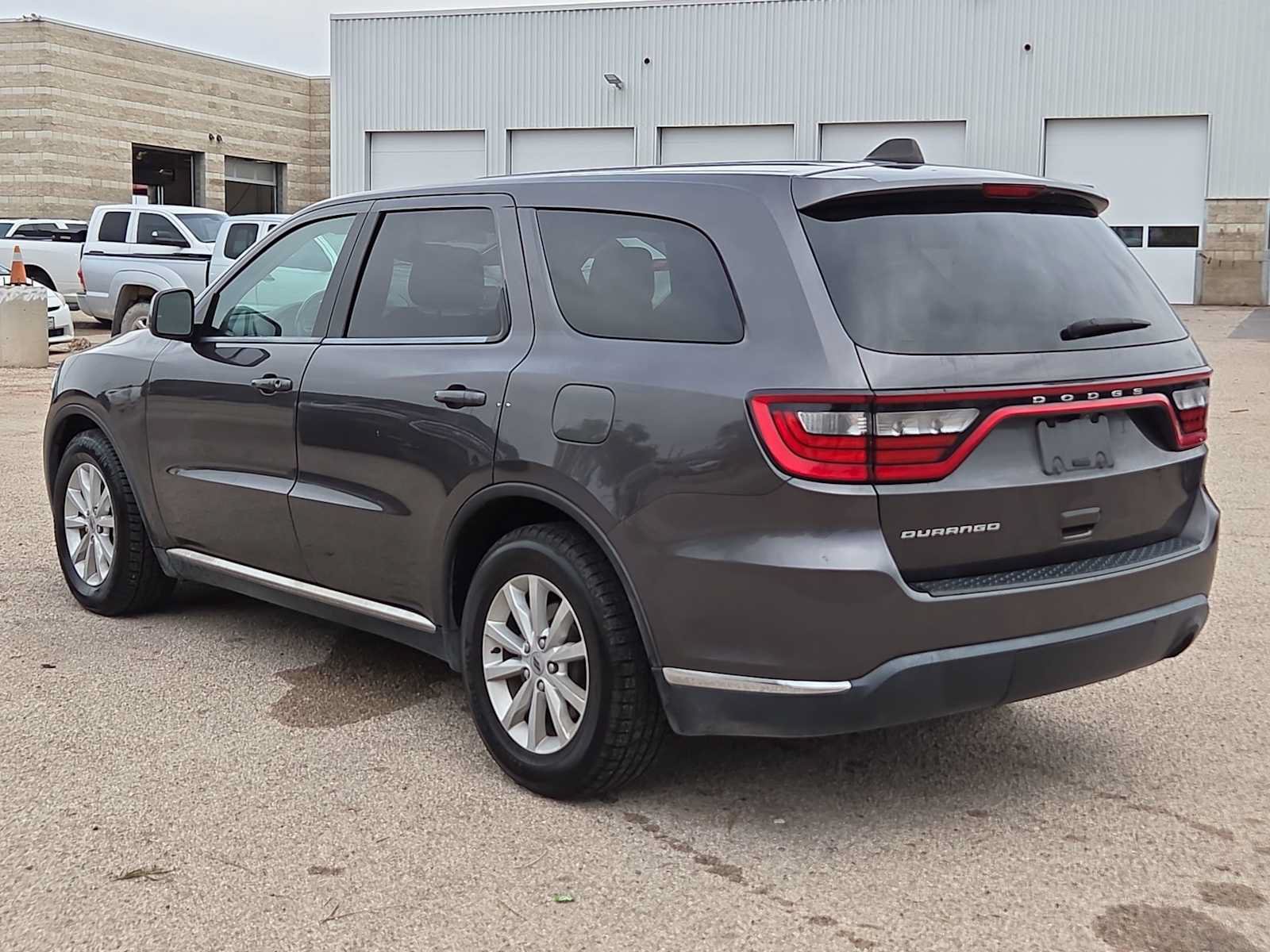 Used 2019 Dodge Durango SXT w/ 3rd Row Seating Group RWD image 6