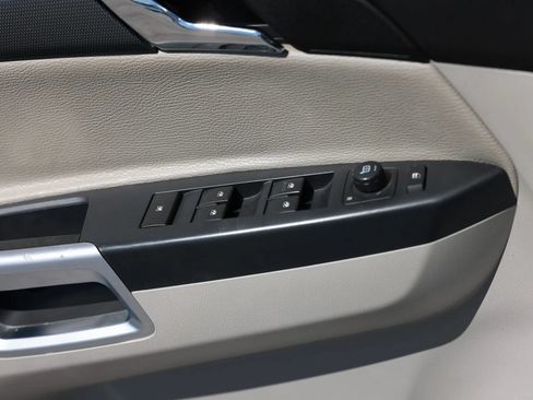 Used 2008 Saturn Vue XR w/ Premium Trim Package FWD image 41