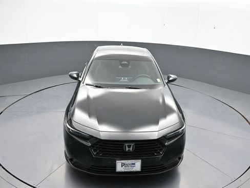 Used 2025 Honda Accord Sport image 34