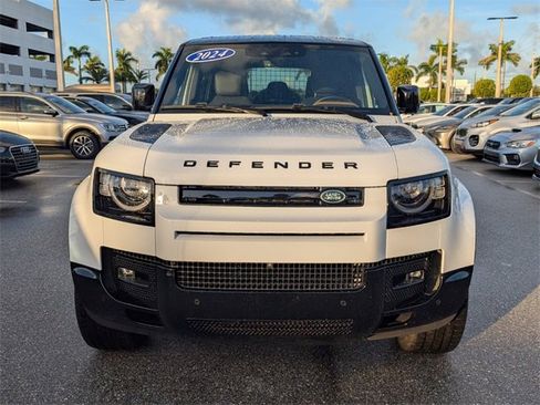 Used 2024 Land Rover Defender 110 X-Dynamic SE image 2