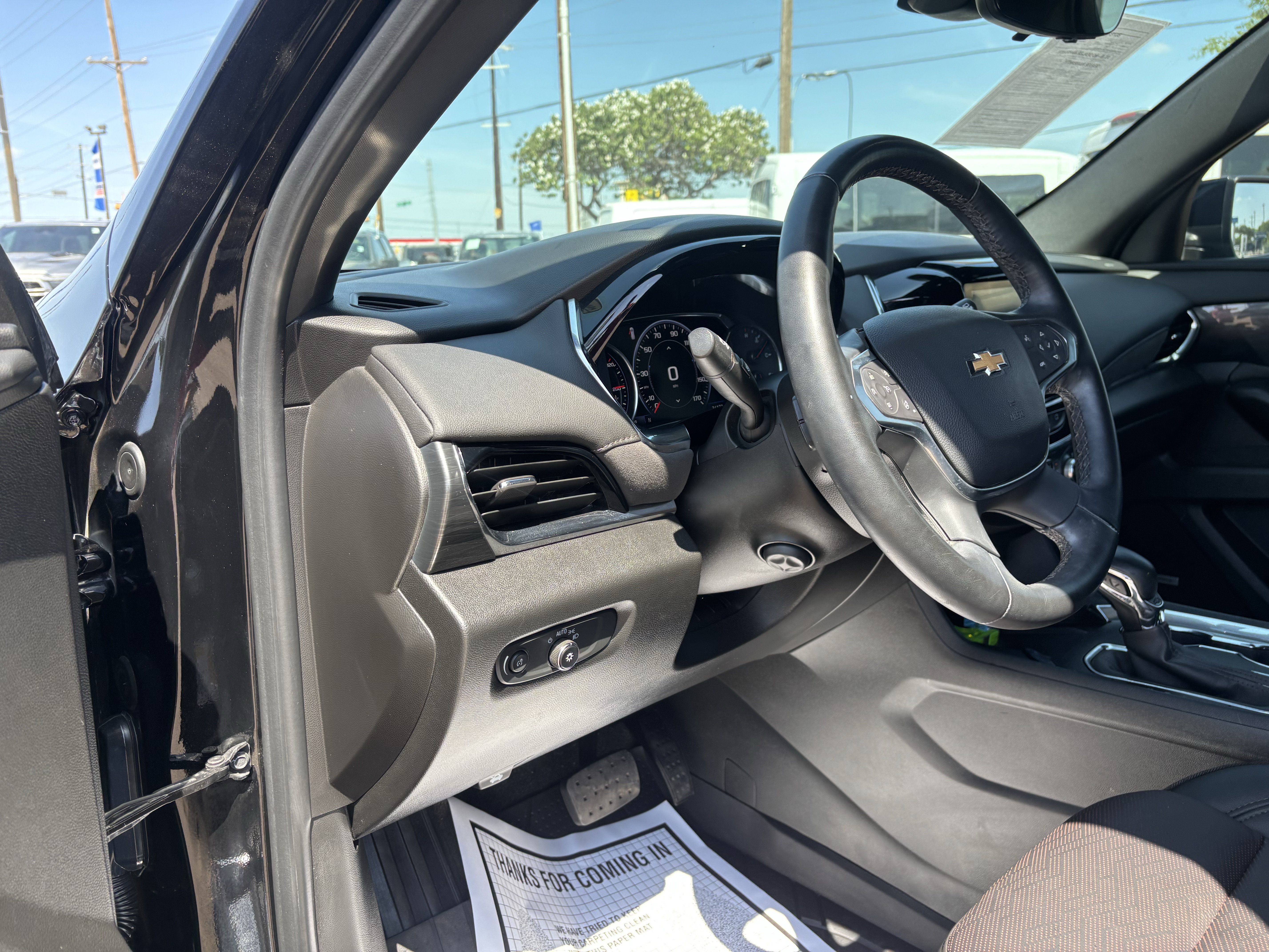 Used 2023 Chevrolet Traverse High Country w/ LPO, Floor Liner Package FWD image 10