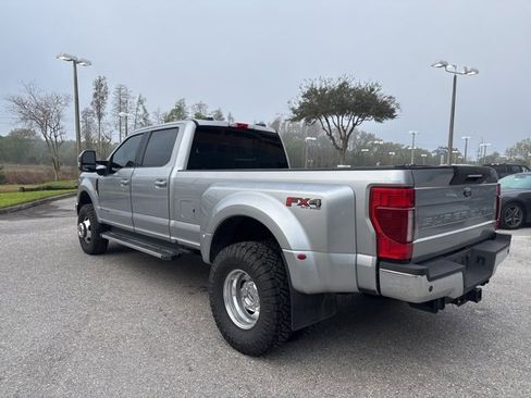 Used 2022 Ford F350 Lariat w/ Lariat Ultimate Package image 3