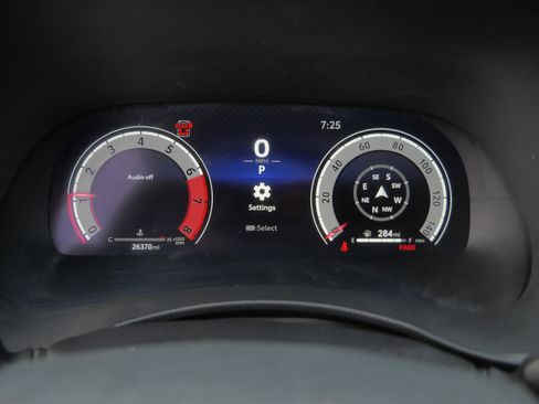 Certified 2025 Toyota Highlander XSE image 22