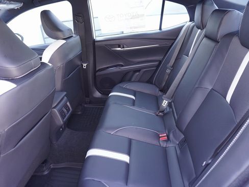 New 2026 Toyota Camry Hybrid image 5