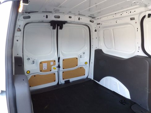 Used 2022 Ford Transit Connect XL image 33