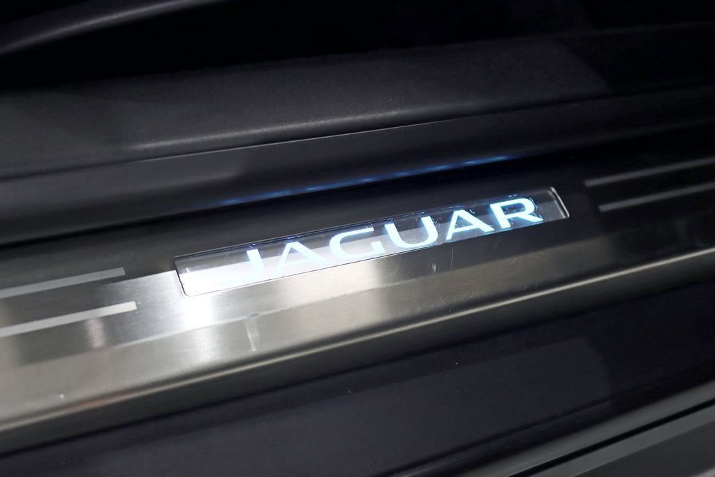 Used 2017 Jaguar F-TYPE SVR AWD/4WD image 16