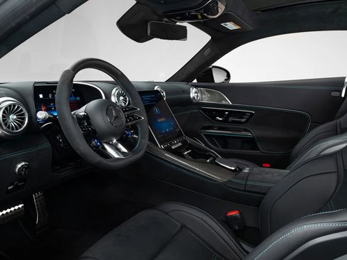 Used 2025 Mercedes-Benz AMG GT 63 image 2