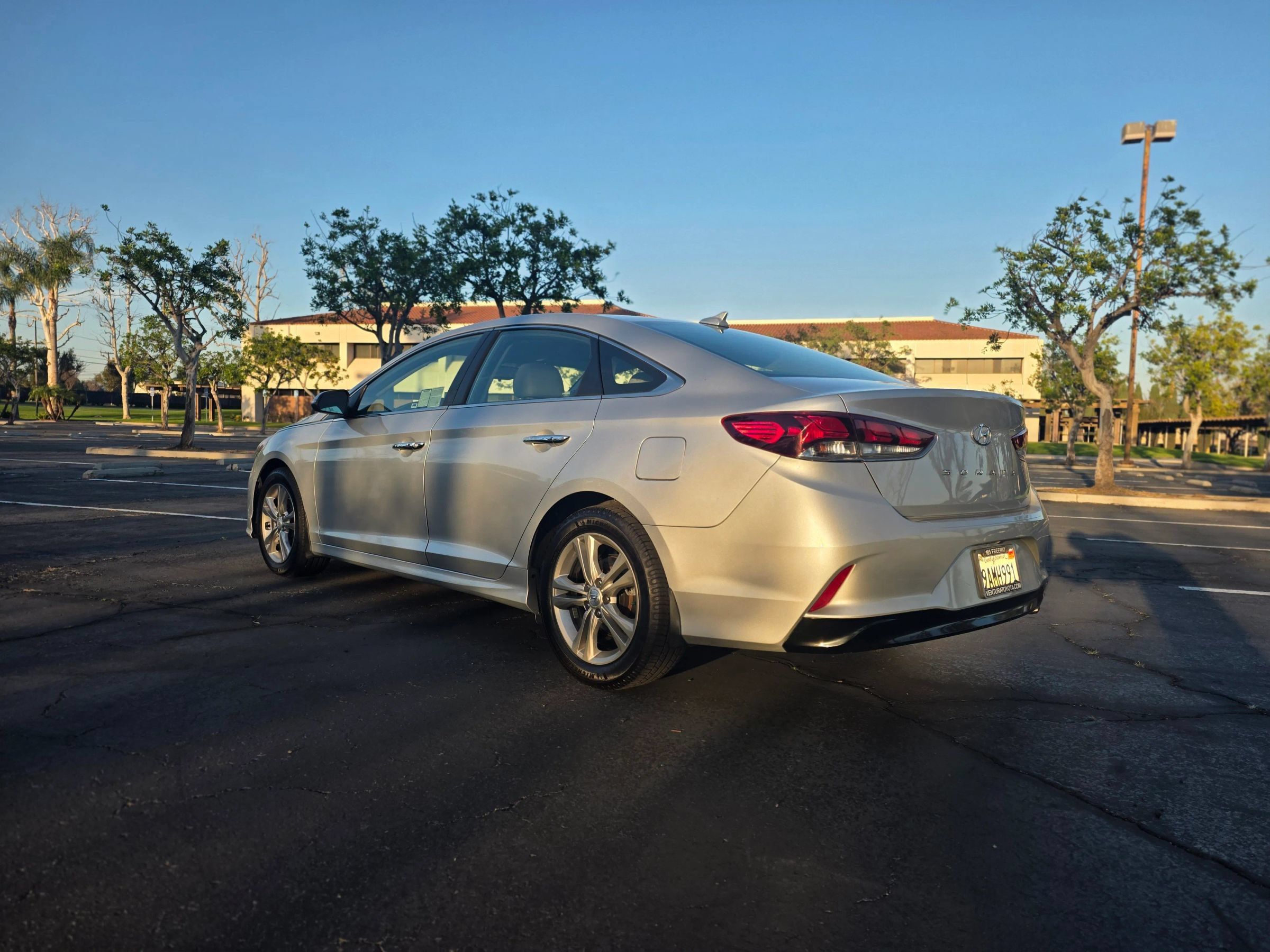 Used 2018 Hyundai Sonata SEL FWD image 6