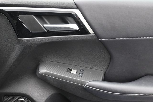 Used 2025 Mitsubishi Outlander SE FWD image 29