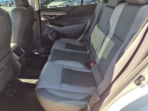 Certified 2025 Subaru Outback Onyx Edition image 9