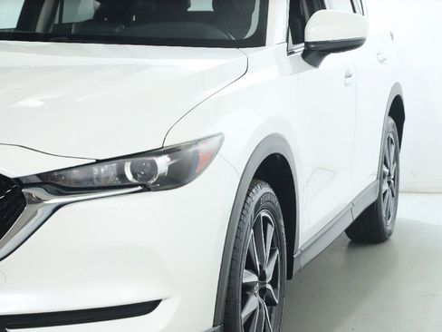 Used 2018 MAZDA CX-5 Touring image 4