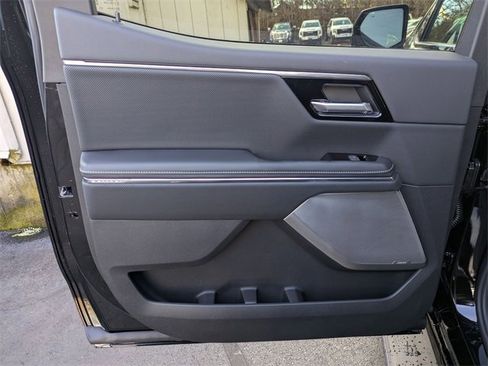 New 2025 GMC Sierra EV Denali image 27