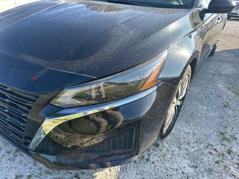 Used 2024 Nissan Altima 2.5 SV FWD image 13