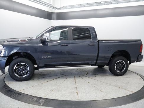 Used 2025 RAM 3500 Laramie AWD/4WD image 2