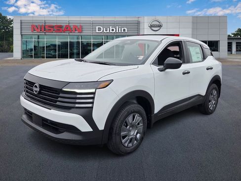 New 2026 Nissan Kicks S image 1