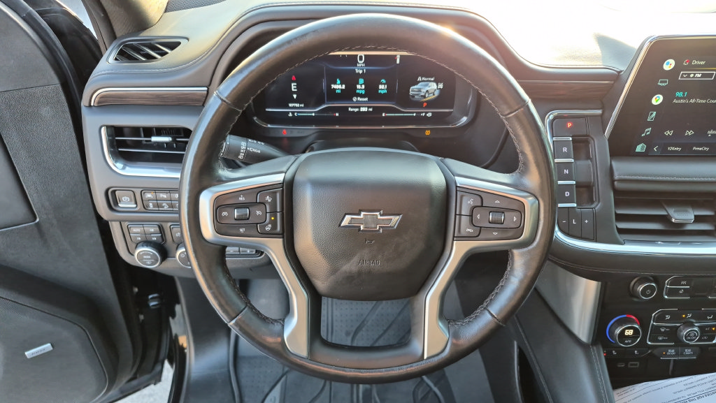 Used 2022 Chevrolet Suburban Z71 w/ Z71 Off-Road Package AWD/4WD image 12