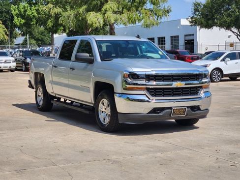 Used 2018 Chevrolet Silverado 1500 LS w/ Trailering Package AWD/4WD image 3