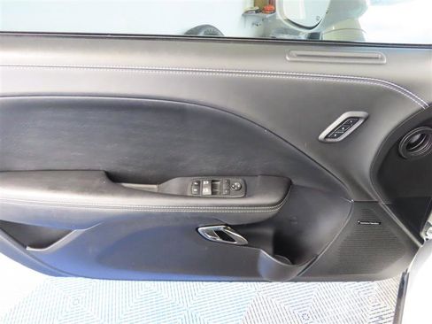 Used 2022 Dodge Challenger SRT Hellcat w/ Plus Package image 14