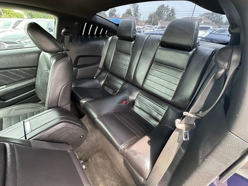 Used 2012 Ford Mustang GT Premium w/ GT Coupe Accessory Pkg 5 RWD image 15