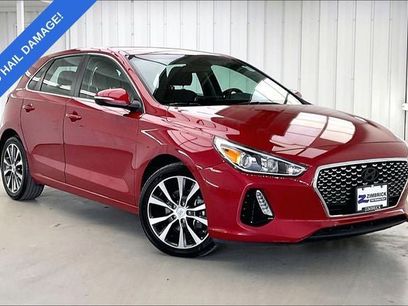 Used 2018 Hyundai Elantra GT w/ Style Package 02