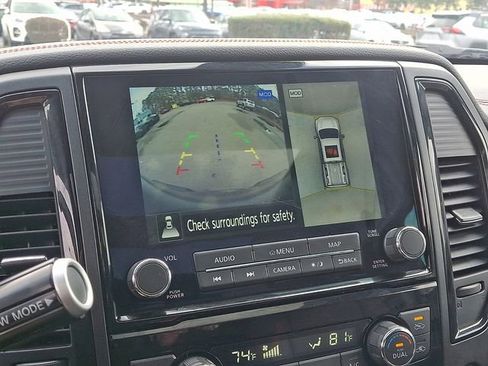 Used 2023 Nissan Titan PRO-4X w/ Pro-4x Convenience Package image 21