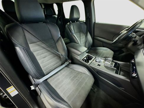 Used 2024 Mitsubishi Outlander SE Black Edition AWD/4WD image 29