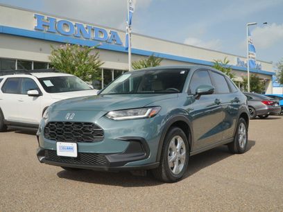 Used 2025 Honda HR-V LX