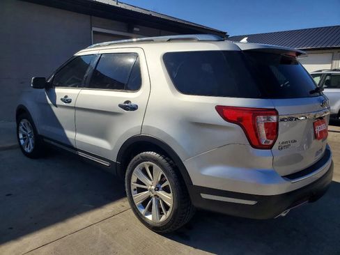 Used 2019 Ford Explorer Limited w/ Class III Trailer Tow Package image 4