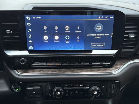 Used 2024 Chevrolet Silverado 1500 LT Trail Boss w/ Convenience Package II image 21