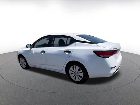 Used 2025 Nissan Sentra S FWD image 10