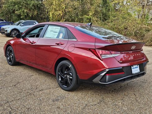 Certified 2026 Hyundai Elantra SEL Sport image 3