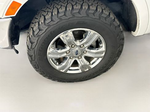 Used 2021 Ford Ranger XLT w/ Equipment Group 301A Mid AWD/4WD image 11
