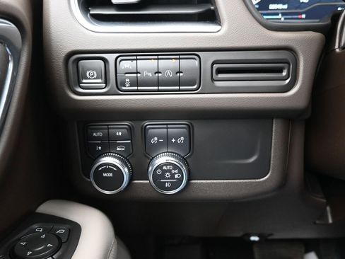 Certified 2023 GMC Yukon SLT image 20