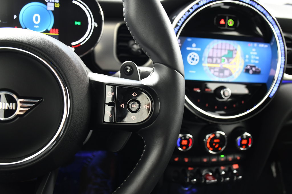 Used 2022 MINI Cooper S w/ Premium Package FWD image 29