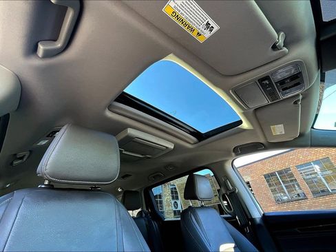 Used 2023 Honda Odyssey Touring image 20