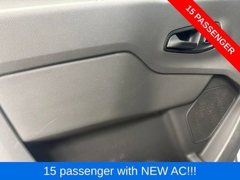 Used 2023 Ford Transit 350 XLT RWD image 9